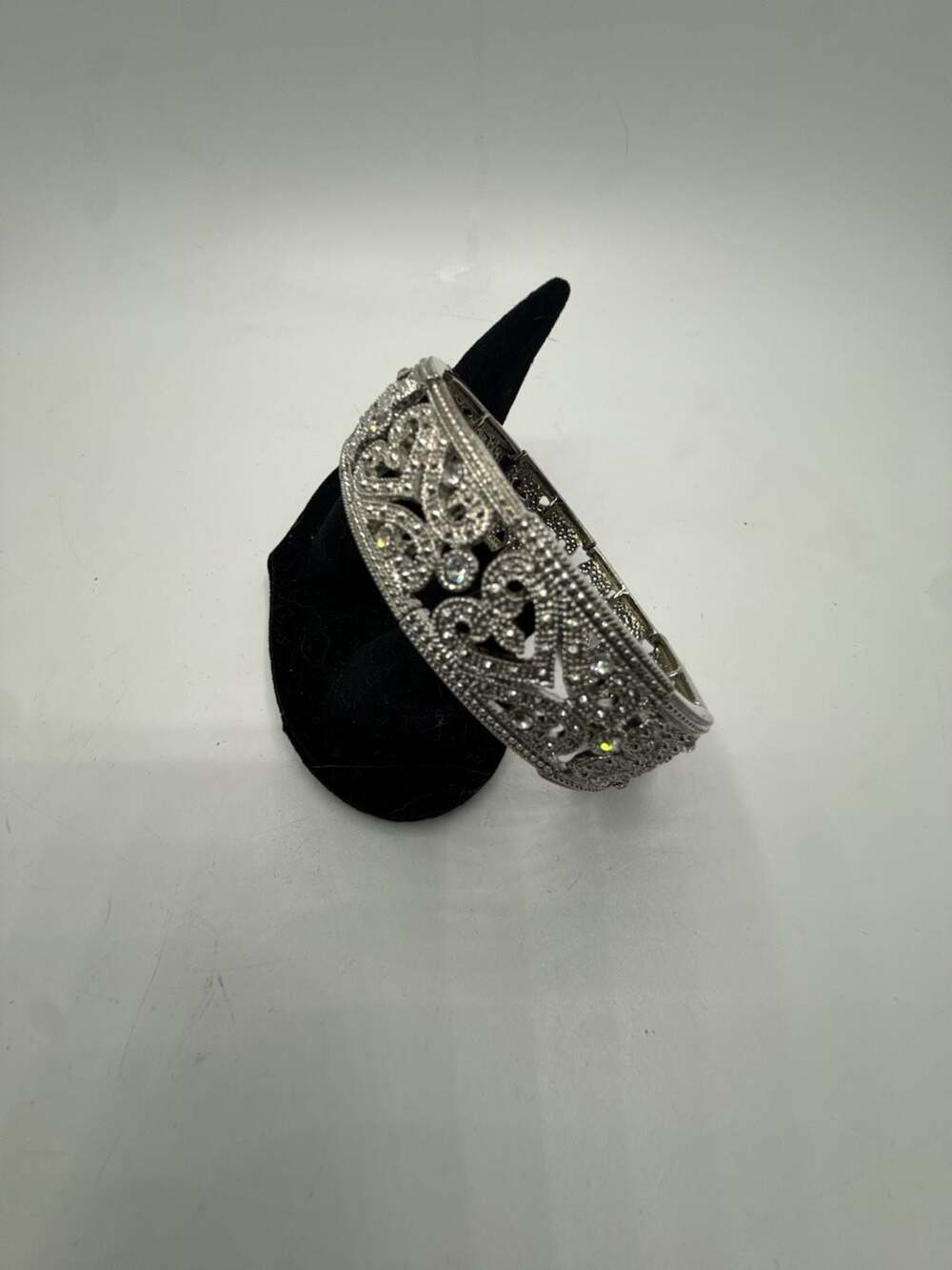 Vintage Silver Tone Ornate Filigree Crystal Hinged Cuff Bracelet